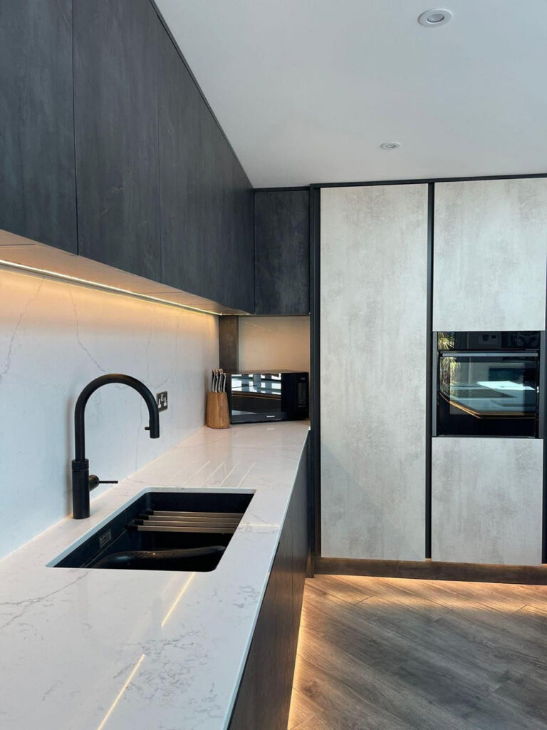 Contemporary Kitchen Stirling